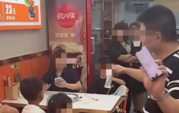 场外配资 3女4娃1碗面续3次遭拒 不仅仅是“面子”问题